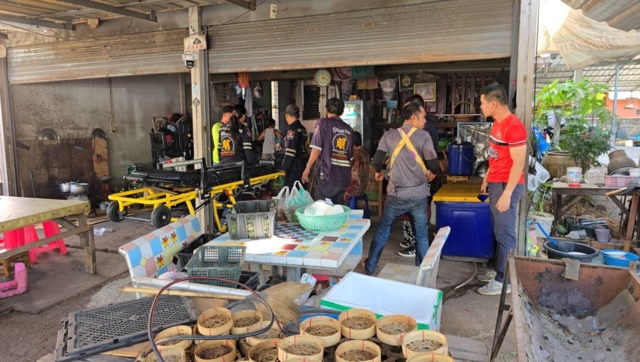 ด่วน! หนุ่มหลอนยาไล่ยิงชาวบ้านดับ 1 เจ็บ 4 ก่อนถูกแทงดับ