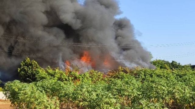 สลด!ไฟไหม้บ้านคลอกร่างด.ช.วัย 14 ปี ดับพร้อมหมา 2 ตัว