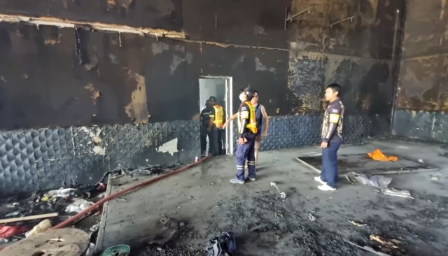 ไฟไหม้โกดังเก็บของ &ldquo;แม่นกน้อย&rdquo; ซ้ำอีก 